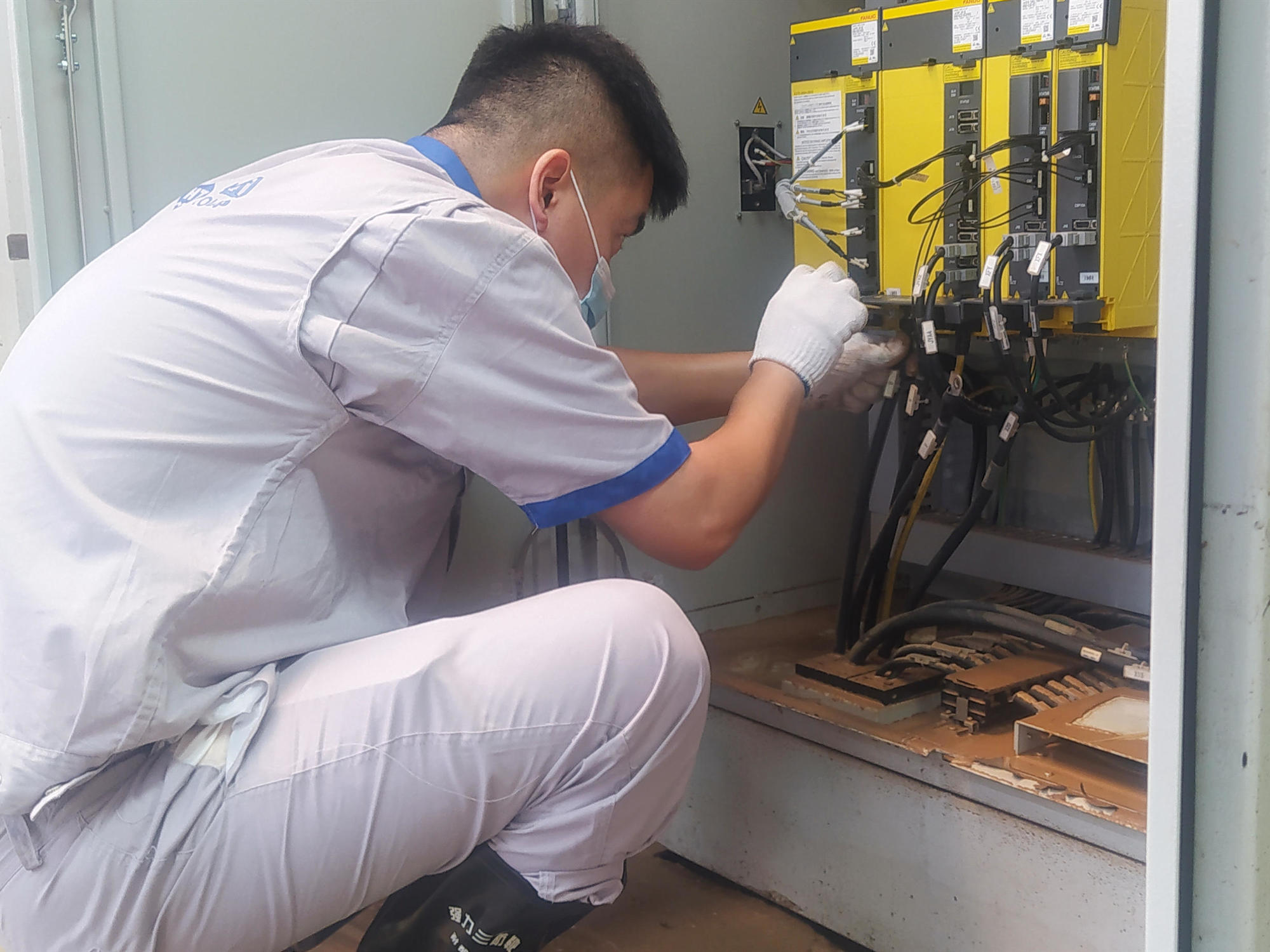 6t����(6TSPORTS)�����Źɷݹ�˾